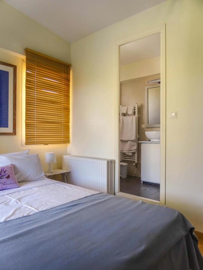 St. Thomas Bed And Breakfast Paiania Екстер'єр фото