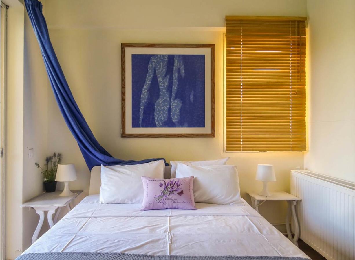 St. Thomas Bed And Breakfast Paiania Екстер'єр фото