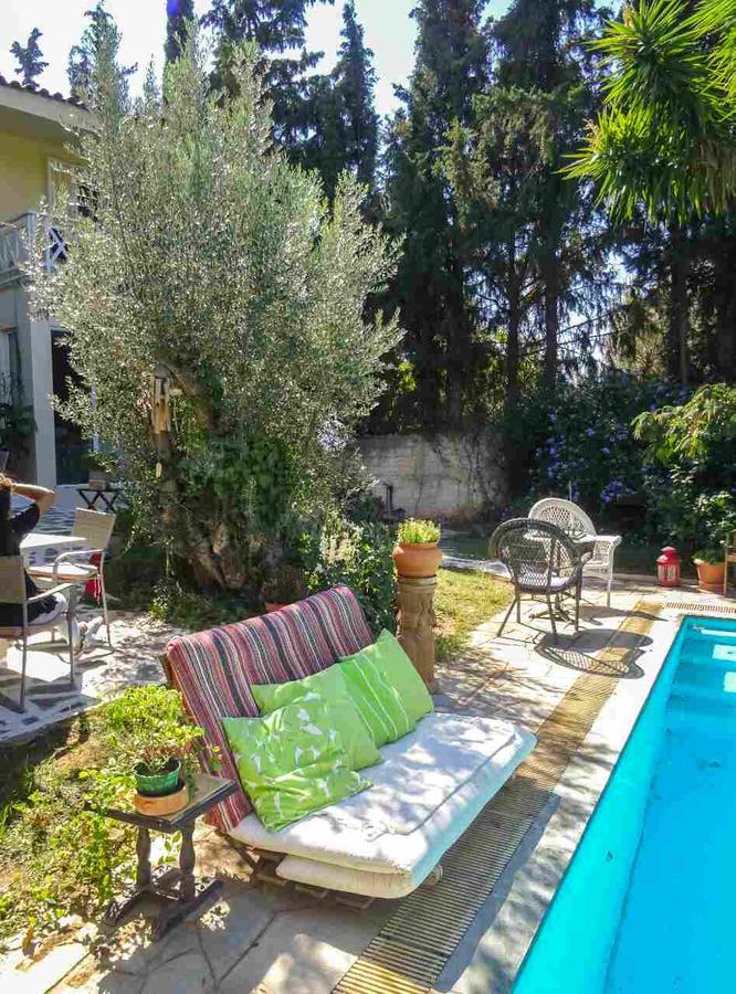 St. Thomas Bed And Breakfast Paiania Екстер'єр фото