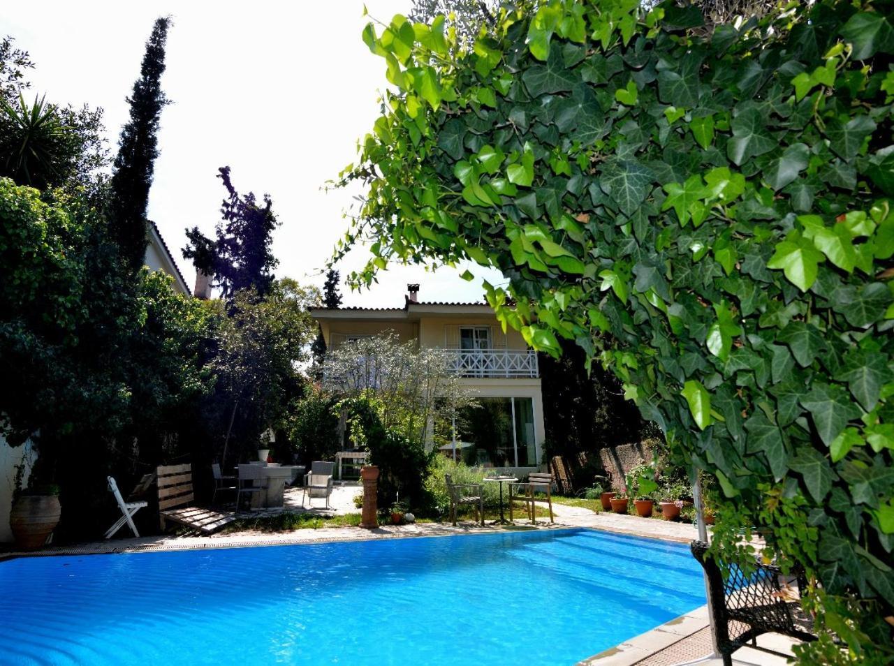 St. Thomas Bed And Breakfast Paiania Екстер'єр фото